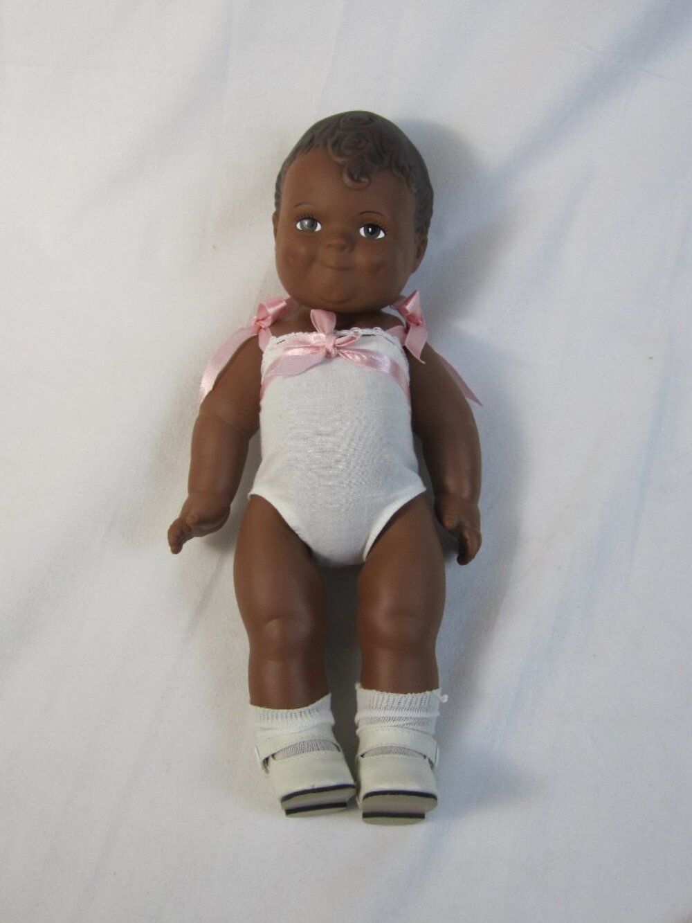 VINTAGE DAISY KINGDOM BLACK GIRL DOLL 12"  BROWN EYES 1991 Jointed